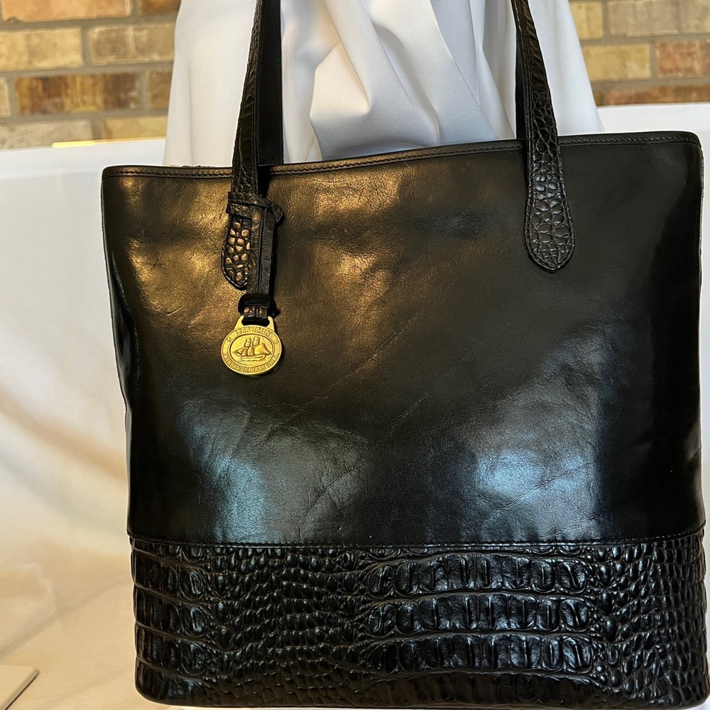 Brahmin Vintage bag black leather tote in near perfect condition
